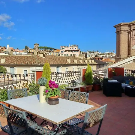 アパート Spagna Penthouse ローマ